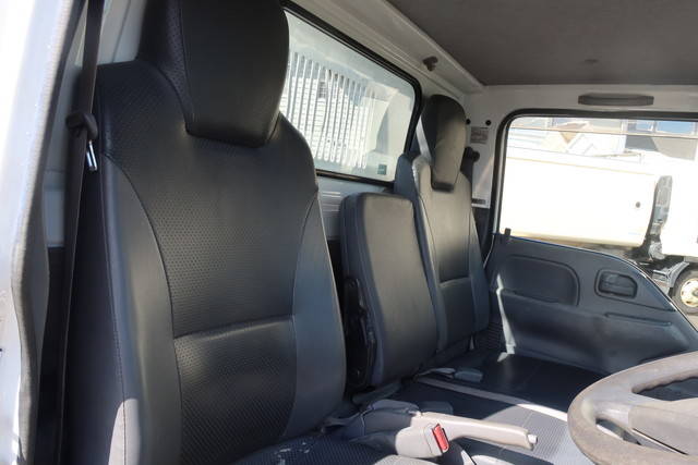 いすゞエルフダンプ小型（2t・3t）[写真32]