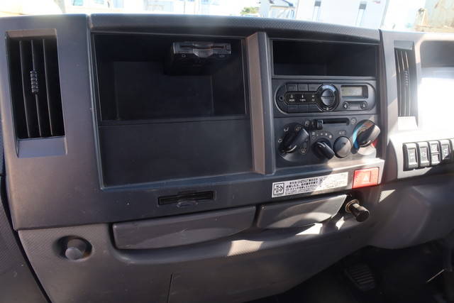 いすゞエルフダンプ小型（2t・3t）[写真36]