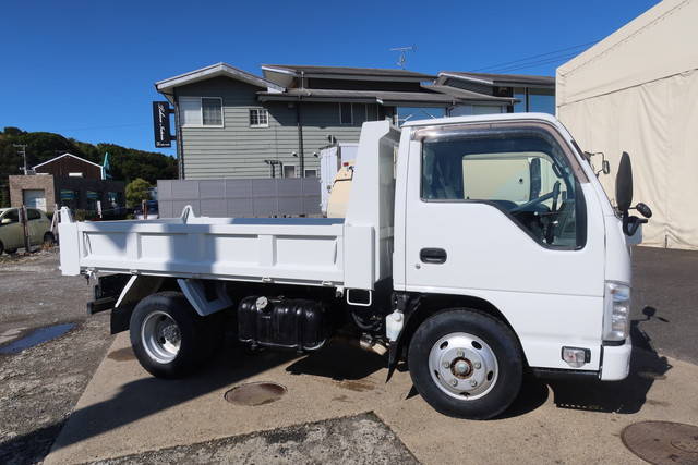いすゞエルフダンプ小型（2t・3t）[写真04]