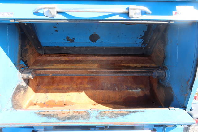 三菱ふそうキャンターパッカー車（塵芥車）小型（2t・3t）[写真14]