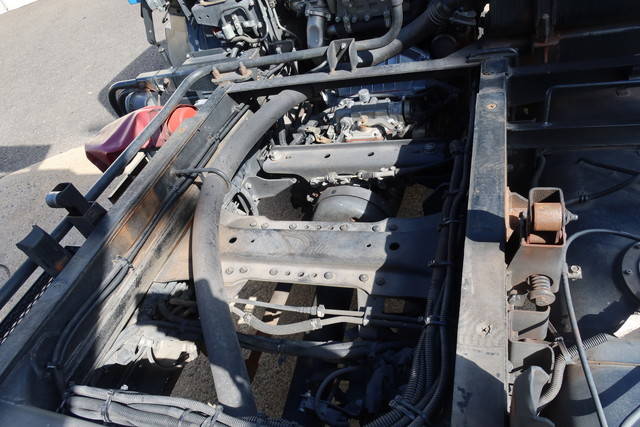 三菱ふそうキャンターパッカー車（塵芥車）小型（2t・3t）[写真20]