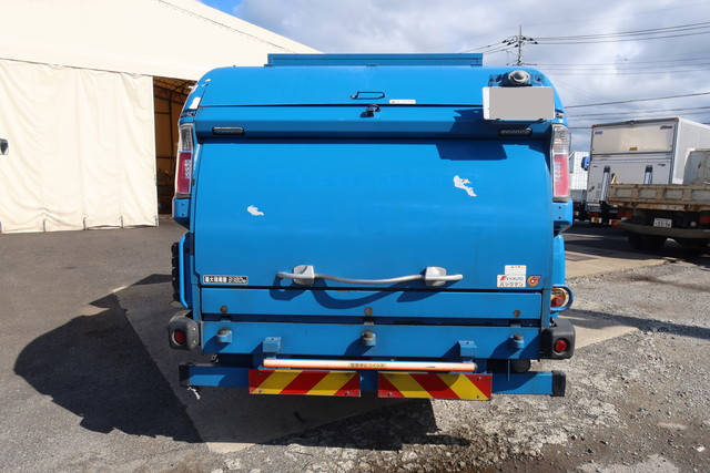 三菱ふそうキャンターパッカー車（塵芥車）小型（2t・3t）[写真07]