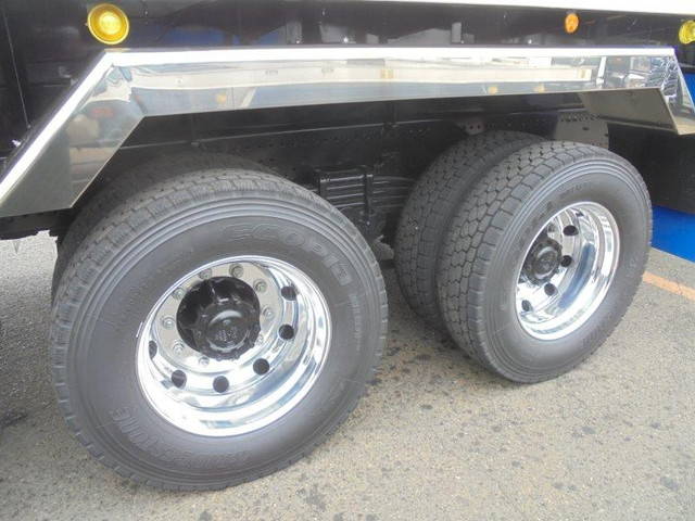 日野プロフィア深ダンプ（土砂禁ダンプ）大型（10t）[写真23]