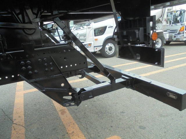 日野プロフィア深ダンプ（土砂禁ダンプ）大型（10t）[写真25]