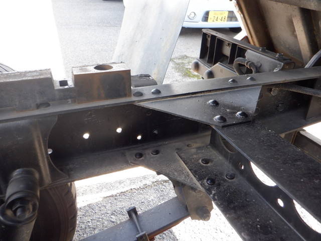 いすゞエルフ深ダンプ（土砂禁ダンプ）小型（2t・3t）[写真16]