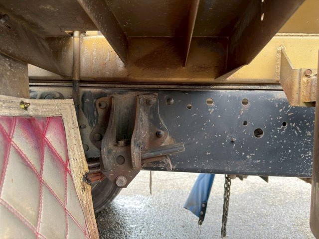 日野レンジャーミキサー車（コンクリートミキサー）増トン（6t・8t）[写真15]