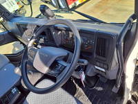 いすゞフォワードコンテナ専用車中型（4t）[写真13]