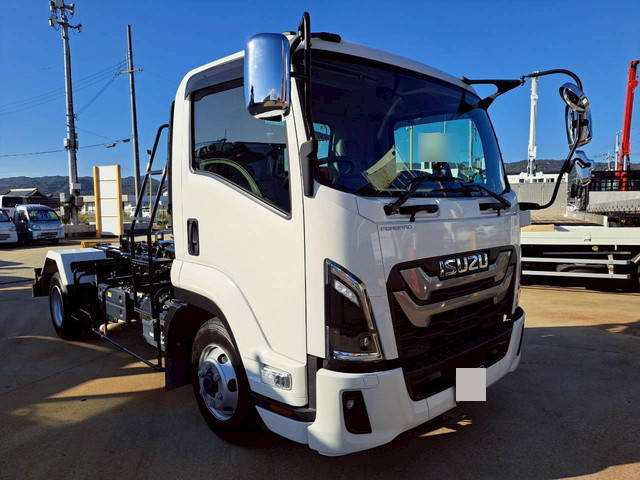 いすゞフォワードコンテナ専用車中型（4t）[写真03]