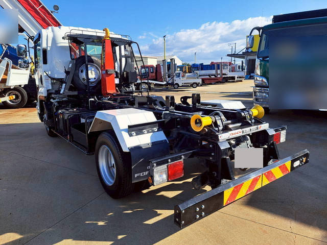 いすゞフォワードコンテナ専用車中型（4t）[写真04]