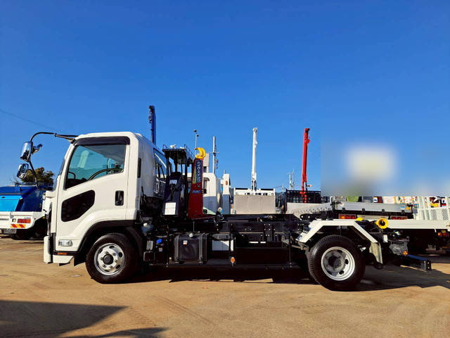 いすゞフォワードコンテナ専用車中型（4t）[写真05]