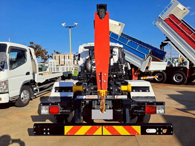 いすゞフォワードコンテナ専用車中型（4t）[写真09]