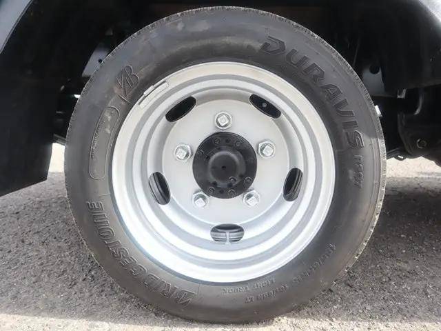 トヨタトヨエース平ボディ小型（2t・3t）[写真27]