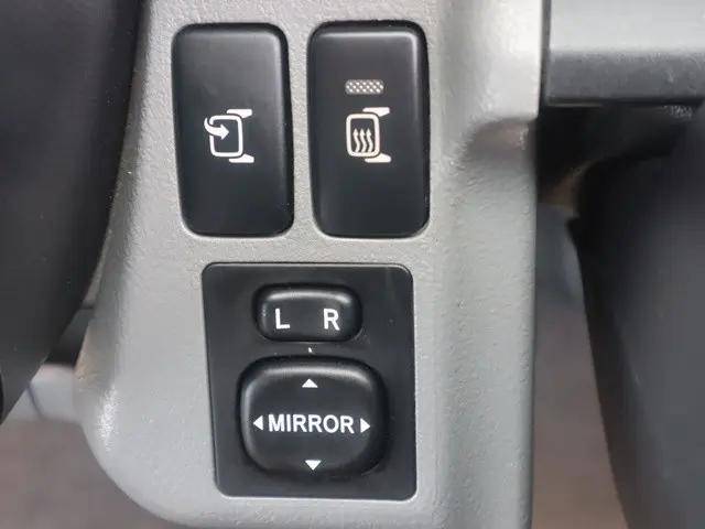 トヨタトヨエース平ボディ小型（2t・3t）[写真36]