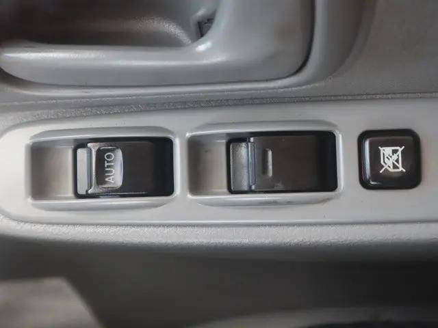 トヨタトヨエース平ボディ小型（2t・3t）[写真37]