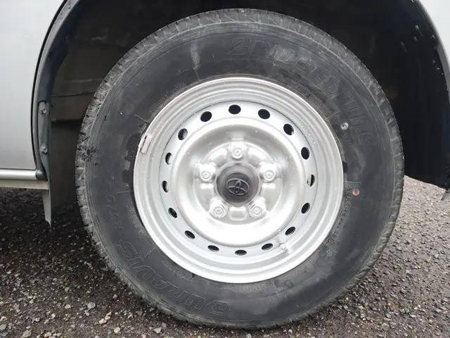 トヨタタウンエース平ボディ小型（2t・3t）[写真18]