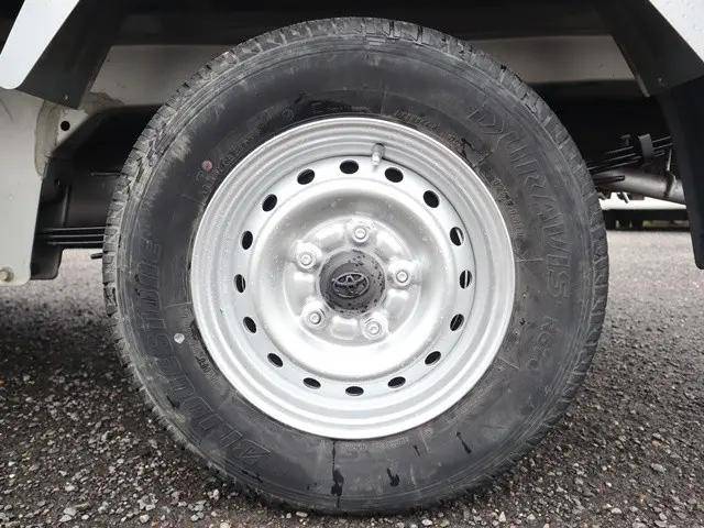 トヨタタウンエース平ボディ小型（2t・3t）[写真22]