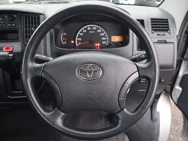 トヨタタウンエース平ボディ小型（2t・3t）[写真30]