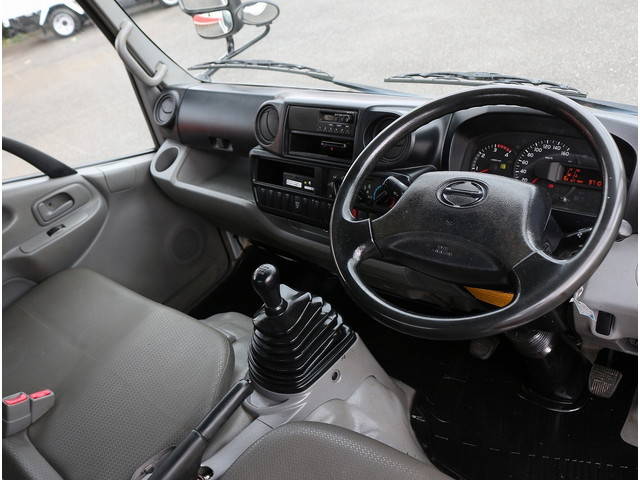 日野デュトロダンプ小型（2t・3t）[写真16]