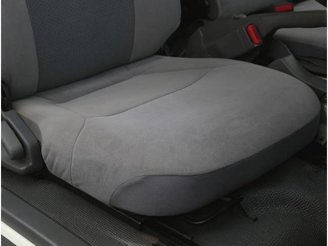 いすゞエルフダブルキャブ（Wキャブ）小型（2t・3t）[写真15]