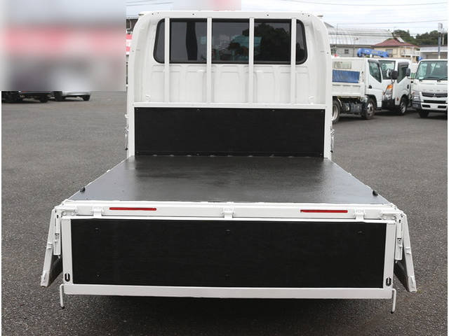 いすゞエルフダブルキャブ（Wキャブ）小型（2t・3t）[写真36]