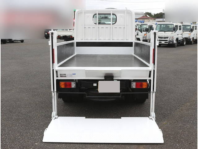 日産アトラス平ボディ小型（2t・3t）[写真10]
