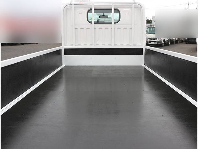 日産アトラス平ボディ小型（2t・3t）[写真11]