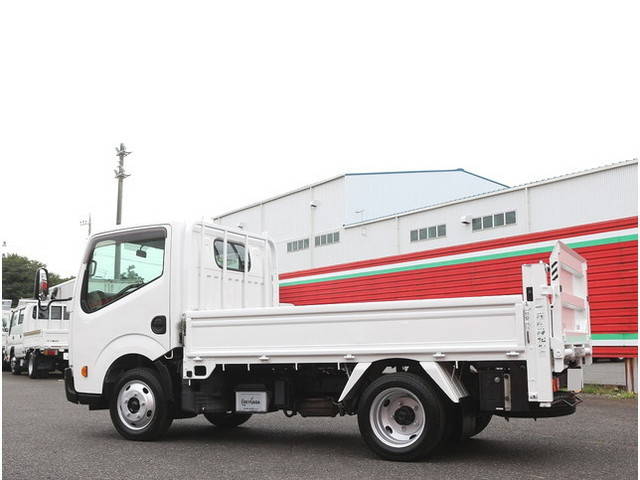 日産アトラス平ボディ小型（2t・3t）[写真02]