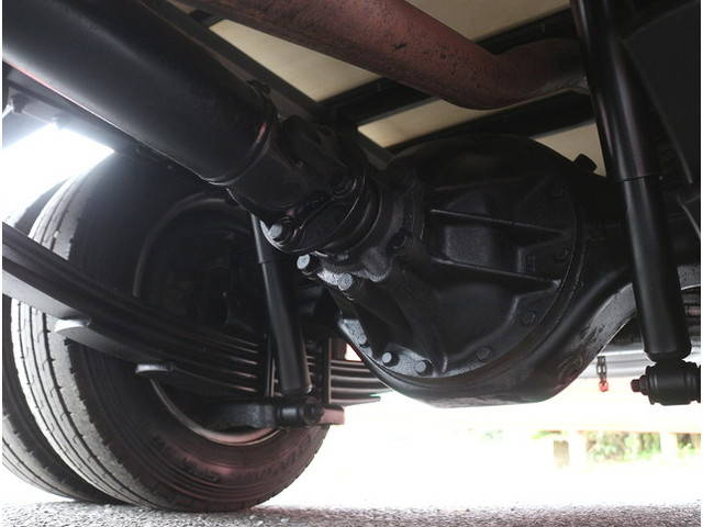 日産アトラス平ボディ小型（2t・3t）[写真22]