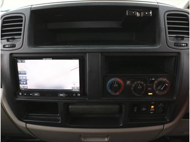 日産アトラス平ボディ小型（2t・3t）[写真33]