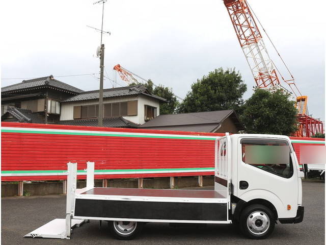 日産アトラス平ボディ小型（2t・3t）[写真05]