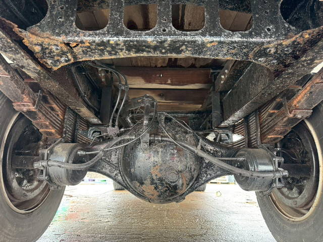 三菱ふそうファイター平ボディ増トン（6t・8t）[写真23]