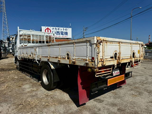 三菱ふそうファイター平ボディ増トン（6t・8t）[写真04]