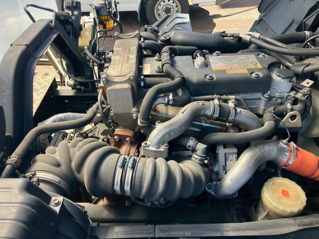 いすゞフォワードアルミウイング中型（4t）[写真24]