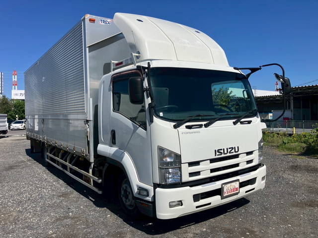 いすゞフォワードアルミウイング中型（4t）[写真03]