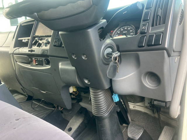 いすゞフォワードアルミウイング中型（4t）[写真31]