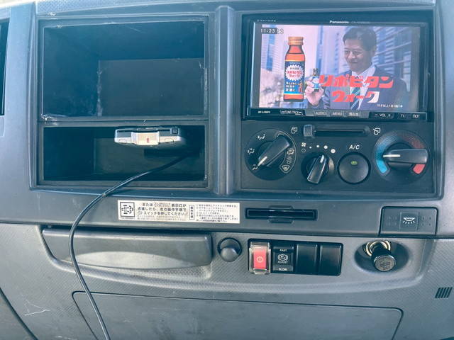 いすゞフォワードアルミウイング中型（4t）[写真34]