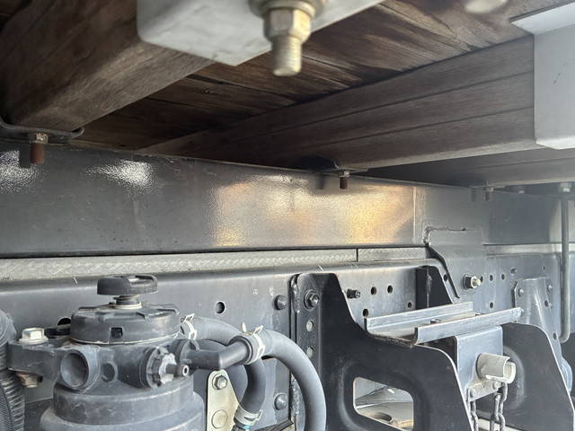 日野デュトロ平ボディ小型（2t・3t）[写真21]