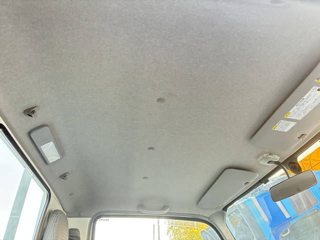 日野デュトロ平ボディ小型（2t・3t）[写真28]