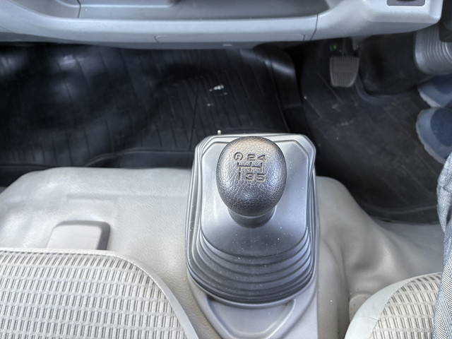 日野デュトロ平ボディ小型（2t・3t）[写真37]