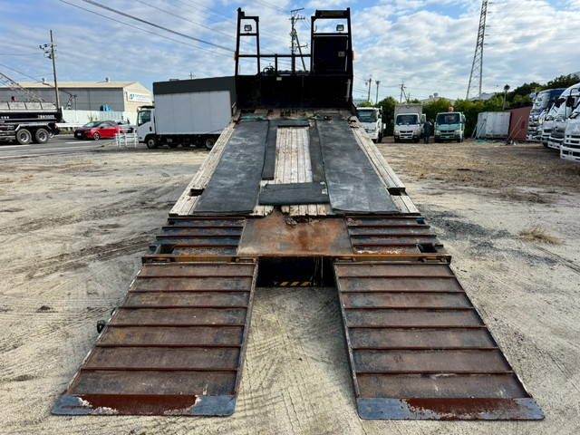 いすゞフォワードセーフティローダー増トン（6t・8t）[写真10]