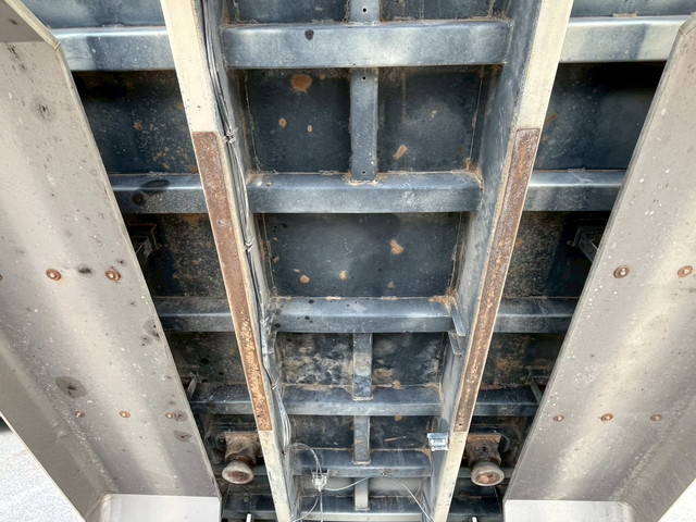 日野プロフィアダンプ大型（10t）[写真18]