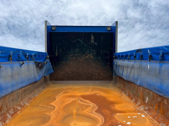 日野プロフィアダンプ大型（10t）[写真19]