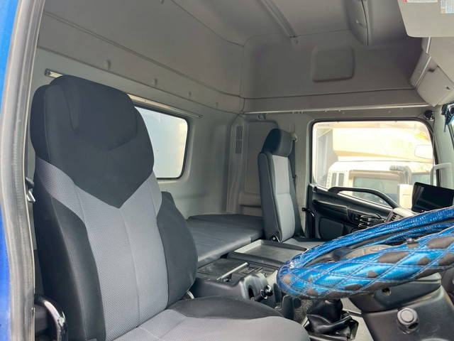 日野プロフィアダンプ大型（10t）[写真31]