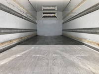 いすゞフォワード冷凍車（冷蔵車）中型（4t）[写真15]