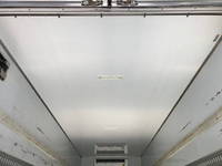 いすゞフォワード冷凍車（冷蔵車）中型（4t）[写真16]