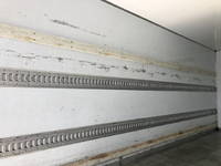 いすゞフォワード冷凍車（冷蔵車）中型（4t）[写真17]