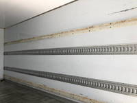 いすゞフォワード冷凍車（冷蔵車）中型（4t）[写真18]