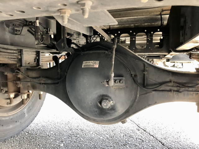 いすゞフォワード冷凍車（冷蔵車）中型（4t）[写真29]