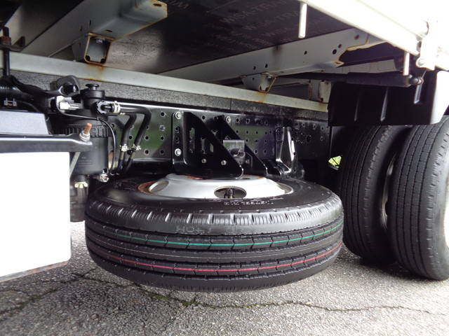 日野デュトロ平ボディ小型（2t・3t）[写真14]