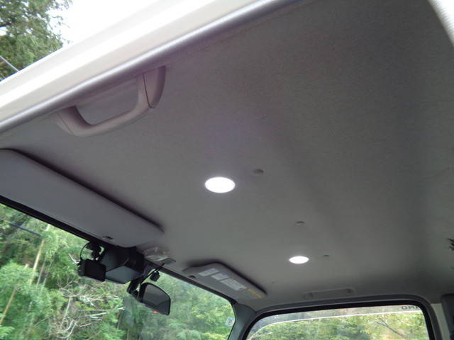 日野デュトロ平ボディ小型（2t・3t）[写真24]